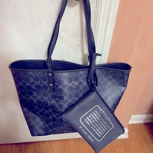 Signature coated smooth leather reversible coach city bag